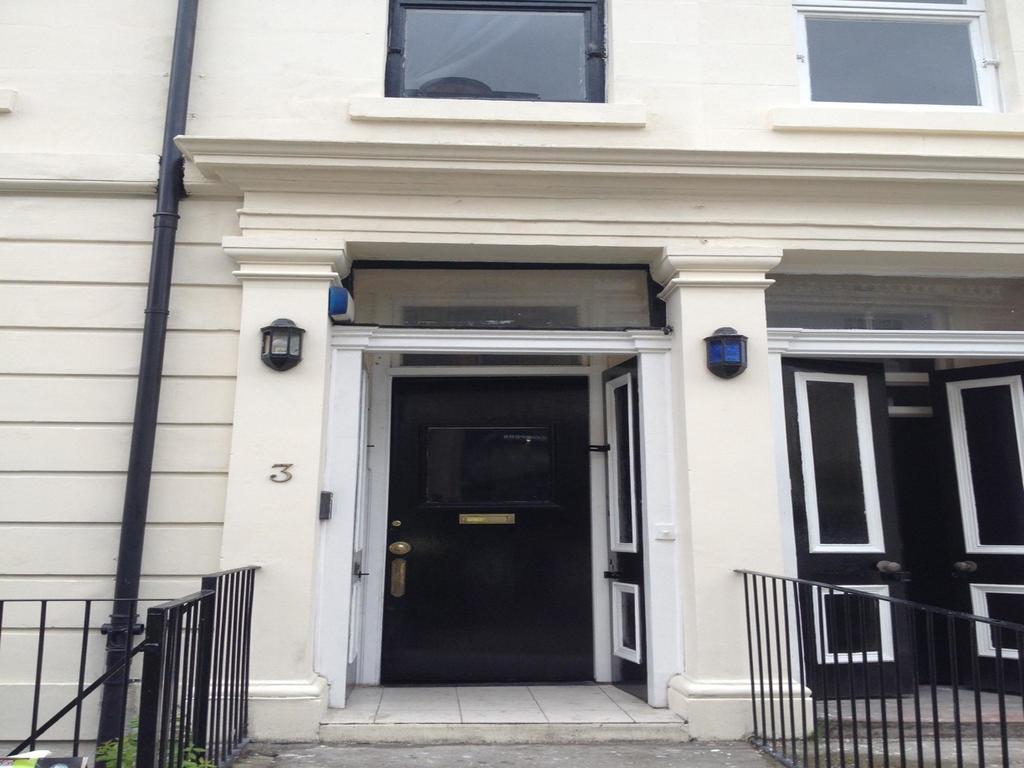 Glasgow House Exterior photo